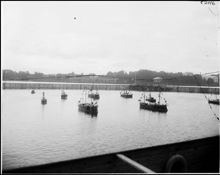 Djurgårdsbrunnsviken utanför Allmänna konst- och industriutställningsområdet på Djurgården 1897
