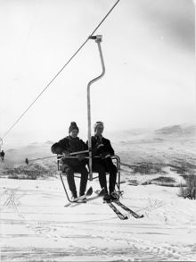 Manilla: Män i lift