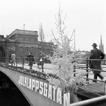 Riksbron. Julskyltning