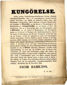 Kungörelse. Sedan, genom Vattenlednings-direktionens försorg, allmänna vattenhämtningsställen eller s.k. vattenutkastare, hvarest hufvudstadens innevånare ega tillfälle att afgiftsfritt hämta vatten från Stockholms vattenledning,... Stockholm den 26