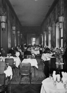 Interiör, matsalen. Hotell och Restaurant Reisen.