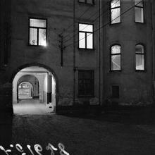 Nattbild från gård, Banérgatan