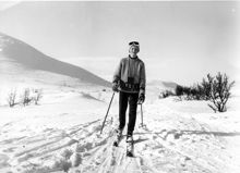 Manilla: Pojke på skidor