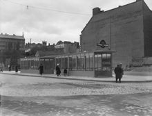 Station Södra Bantorget. Exteriör från s. v.