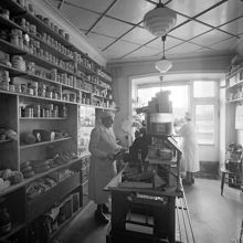 Malmskillnadsgatan 38. Maria Bergs Matvaruaffär