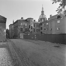 Roddargatan med Katarina kyrkas torn i fonden