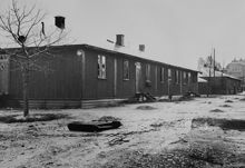 Nödbostäder i Eriksdalslunden på den plats där nu Eriksdalsskolan står