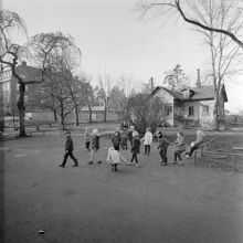 Blommensbergs Folkskola, Gröndal. Skolgård
