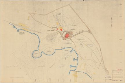 Ritad i tusch på gulnat papper. Detaljer i akvarell, byggnader i gult och rött, strandlinjen i blått. 