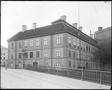 Hessensteinska palatset, Birger Jarls Torg 2 från Riddarholmsbron