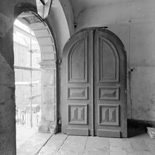 Götgatan 16. Ebba Brahes palats. Porten till stora huset
