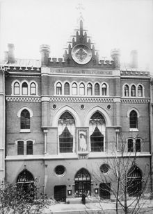 Frälsningsarméns tempel, gatufasad, Östermalmsgatan 69