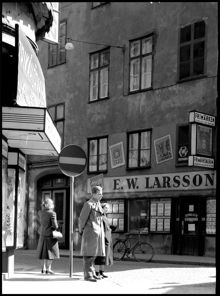 Klarabergsgatan 35, vid hörnet Klara Norra Kyrkogata