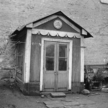 Tjärhovsgatan 32. Lusthus på gården