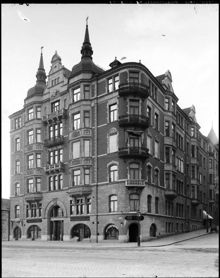 Strandvägen 9 i hörnet av Skeppargatan