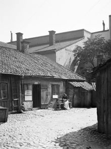 Kammakargatan 25, gården