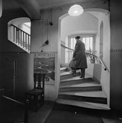 Klara Västra Kyrkogata 21.Trappa i Hotell Linden.