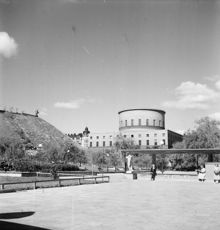Parken vid Stadsbiblioteket