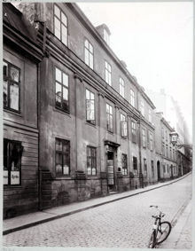 Karduansmakargatan 8