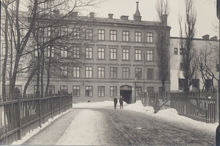 Södra Folkets hus, Bangårdsgatan 4