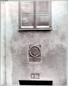 Stenornament på huset Prästgatan 82