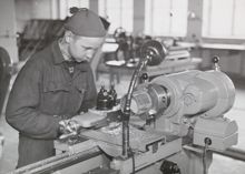 Snickargosse - Spånga Yrkesskolor ca 1946
