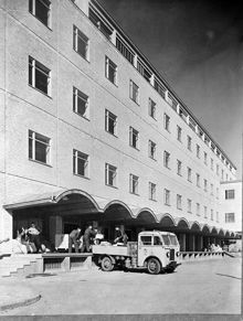 Stockholms Bangårdspostkontor vid Klara Strand. Verksamt 1943-1983 varefter huset revs