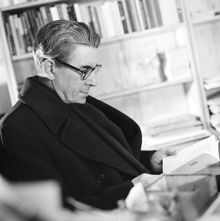 Författaren o. översättaren Sven Barthel besöker Bonniers förlag, Sveavägen 56