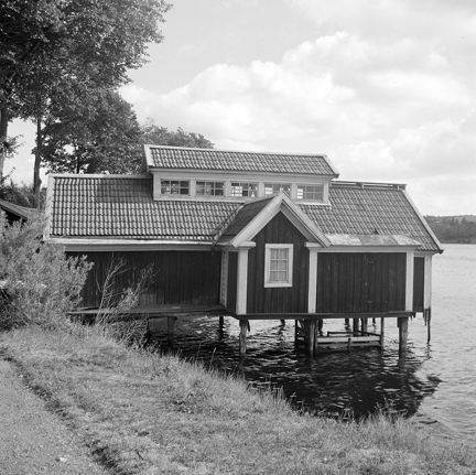 Båthus