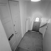 Pryssgränd 10A. Trapplan 309 och trappa mot gård