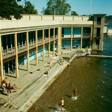 Saltsjöbaden; herrbadhuset på Restaurantholmen